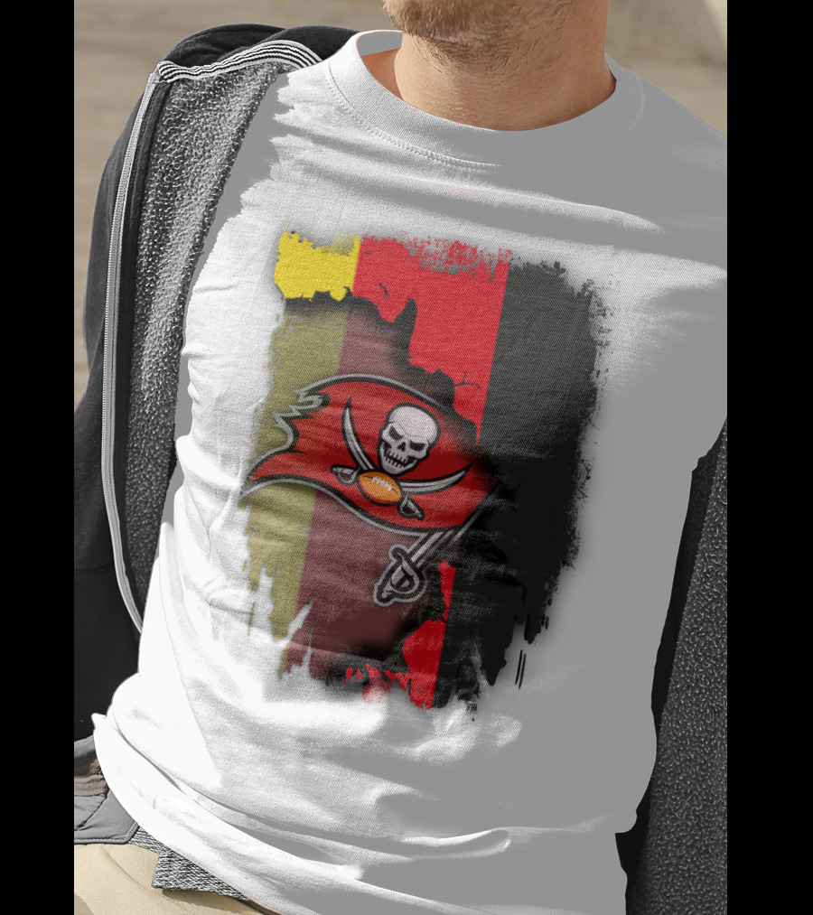 Germany Flag With Buccaneers Skull And Crossed Swords Emblem T-Shirt