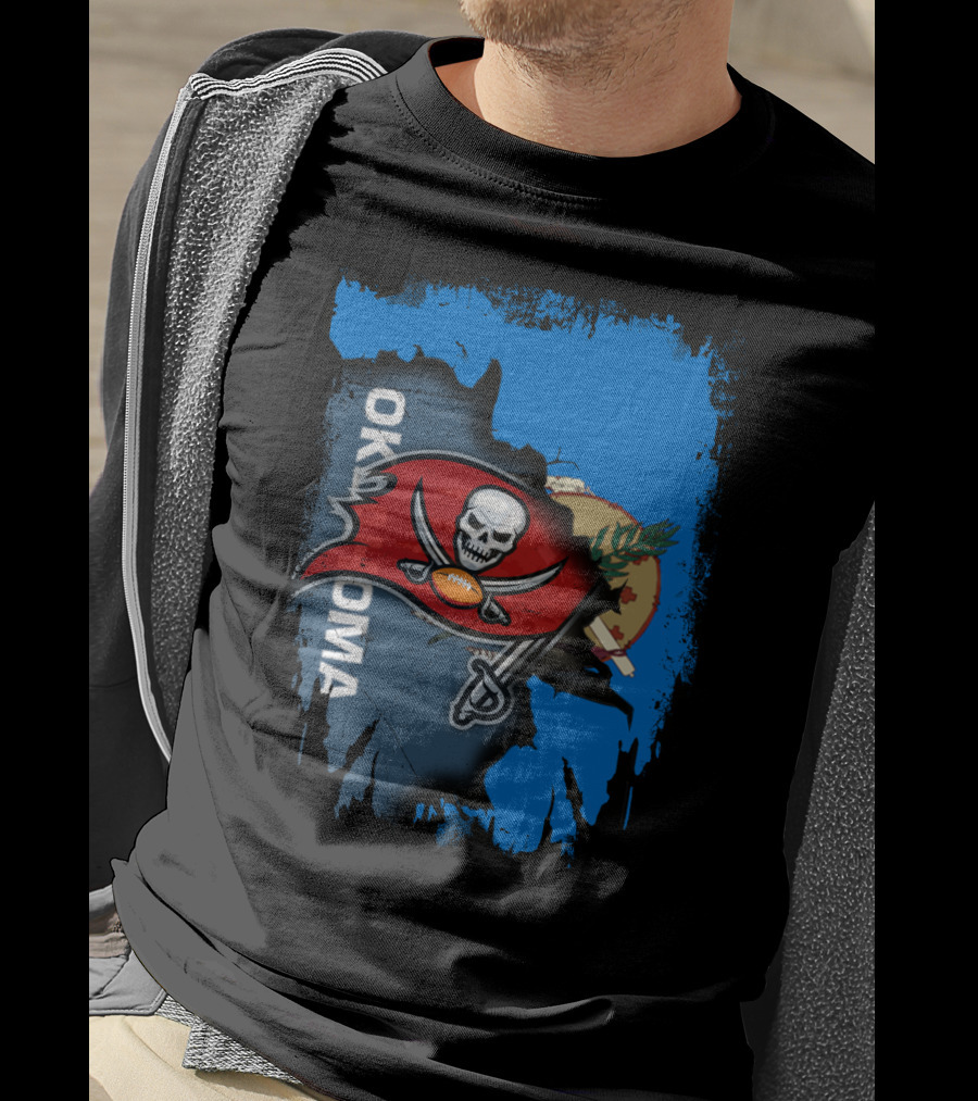 OKLAHOMA Buccaneers Flag Symbol With State Backdrop T-Shirt