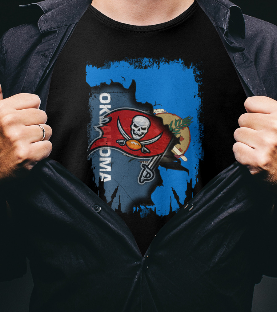 OKLAHOMA Buccaneers Flag Symbol With State Backdrop T-Shirt