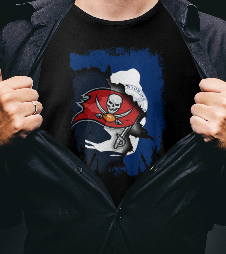 Tampa Bay Buccaneers Wyoming Collaboration T-Shirt