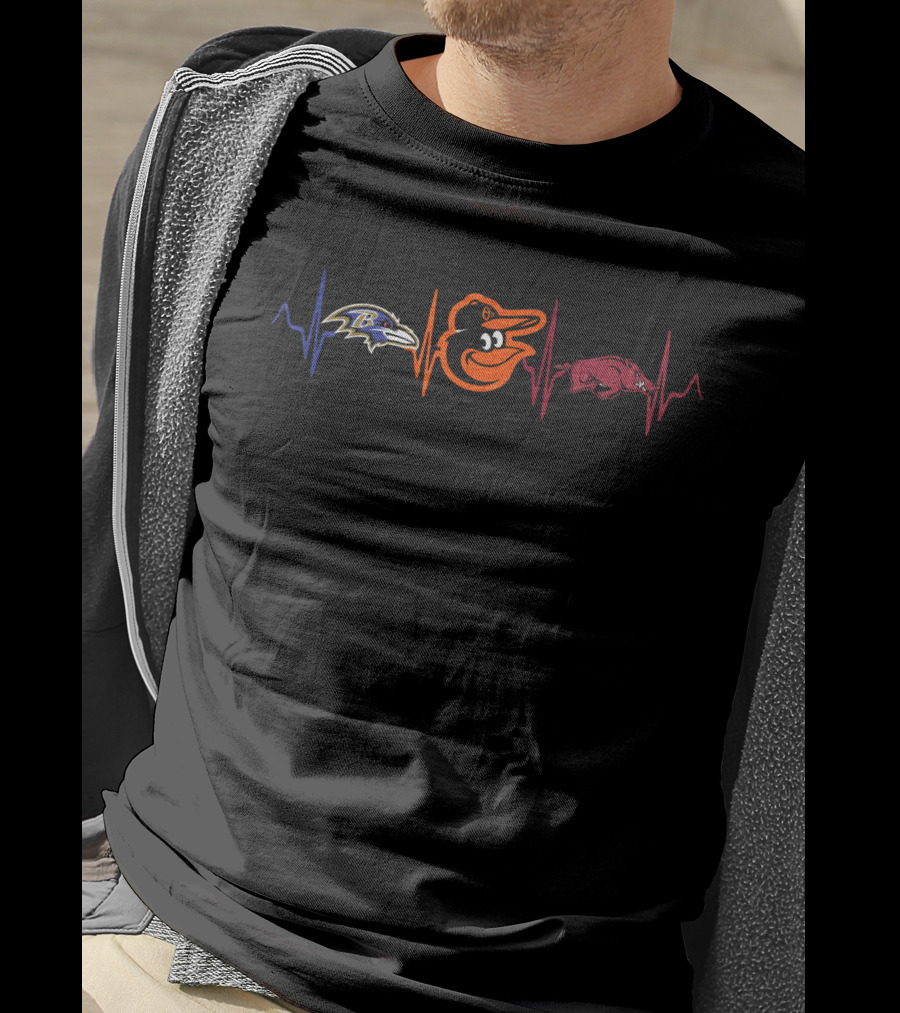 Love Ravens Baltimore Orioles Arkansas Razorbacks T-Shirt