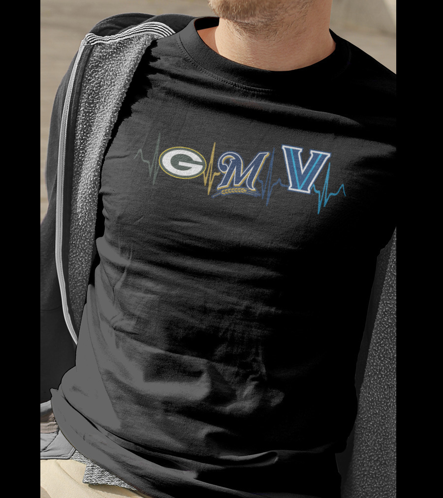 Love Green Bay Packers Milwaukee Brewers Villanova Wildcats Heartbeat T-Shirt