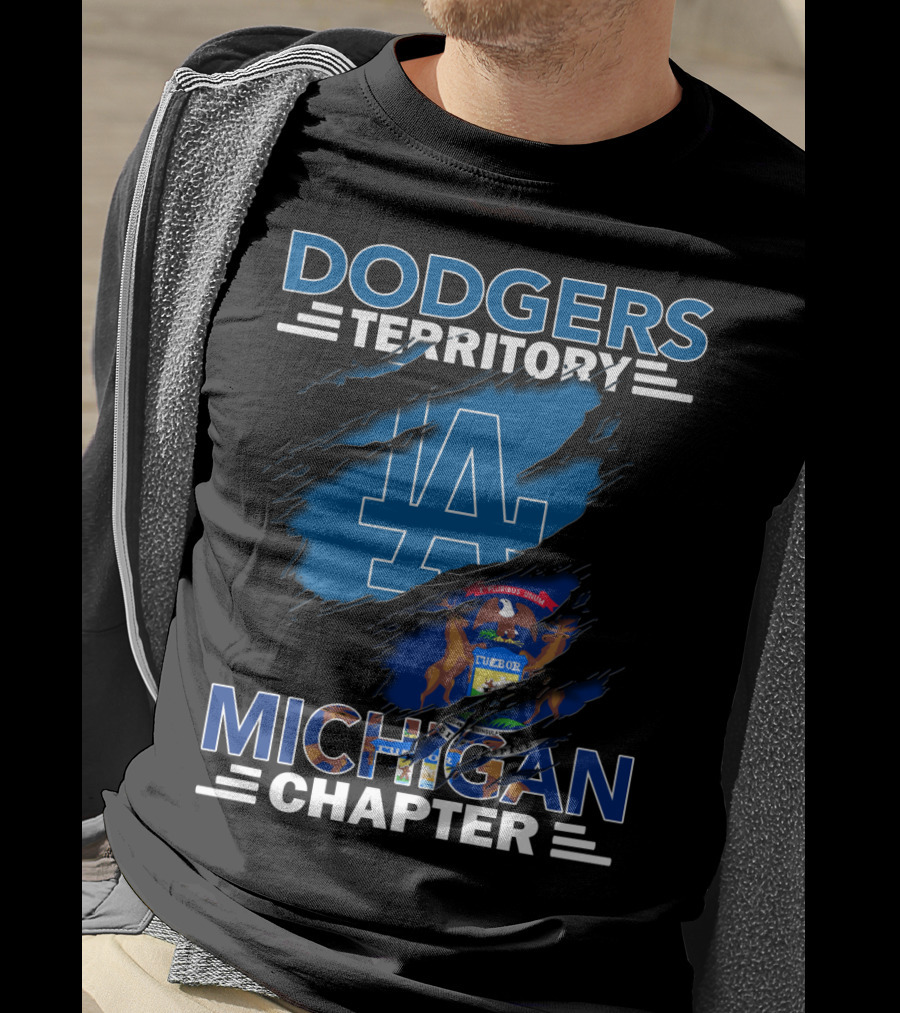 Dodgers Territory Michigan Chapter La Logo And Michigan Flag T-Shirt