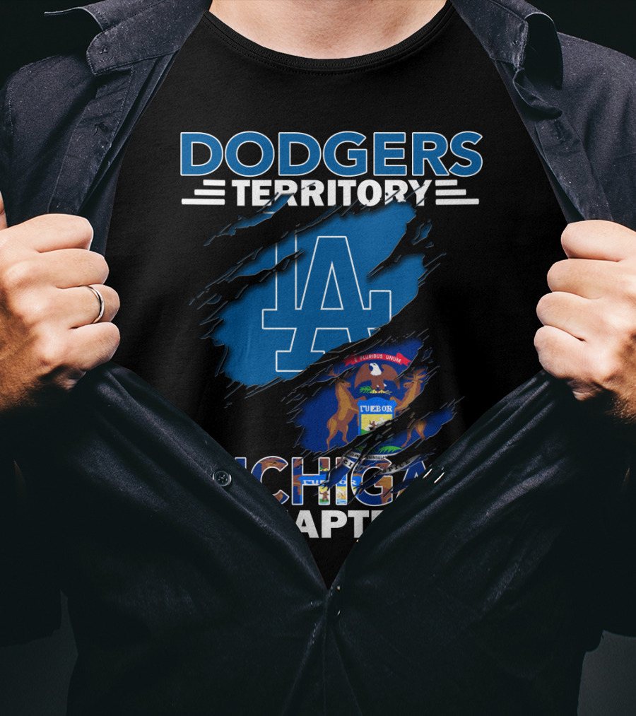 Dodgers Territory Michigan Chapter La Logo And Michigan Flag T-Shirt