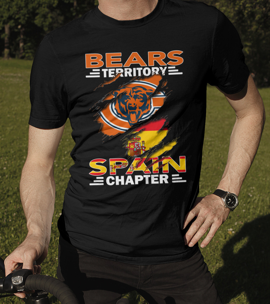 Bears Territory Spain Chapter Chicago Bears Flag T-Shirt