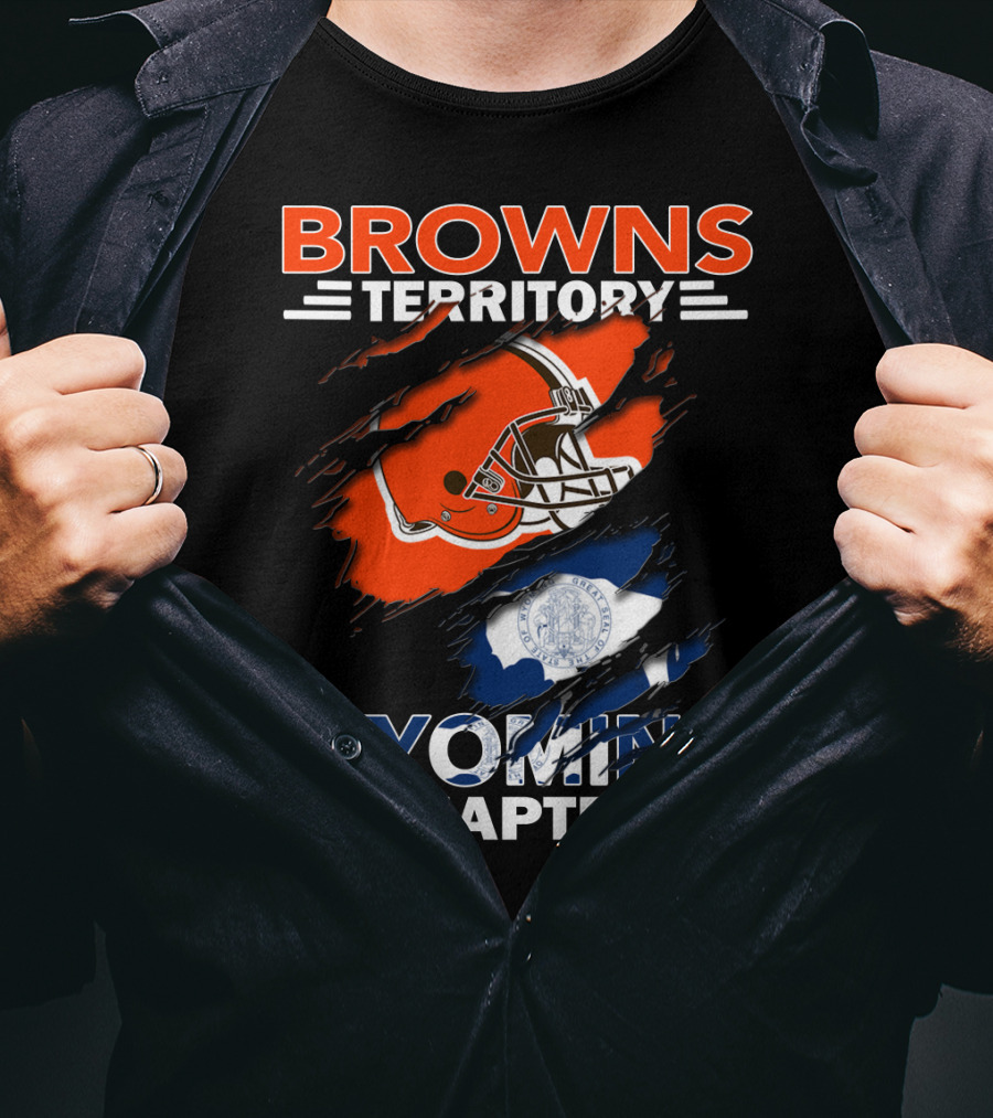 Browns Territory Wyoming Chapter Cleveland Football Helmet Wyoming Flag T-Shirt