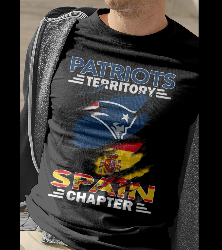 Patriots Territory Spain Chapter With Team Logo And Flag T-Shirt