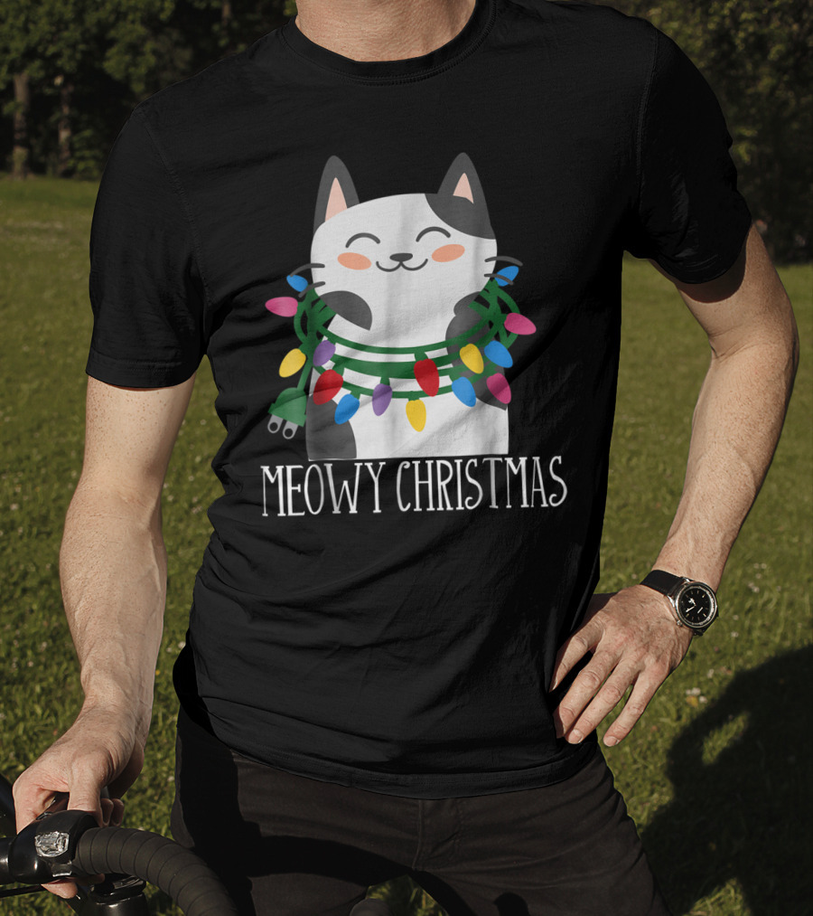 Meowy Christmas Holiday Funny Catma With Festive Lights And Happy Smiling Cat T-Shirt