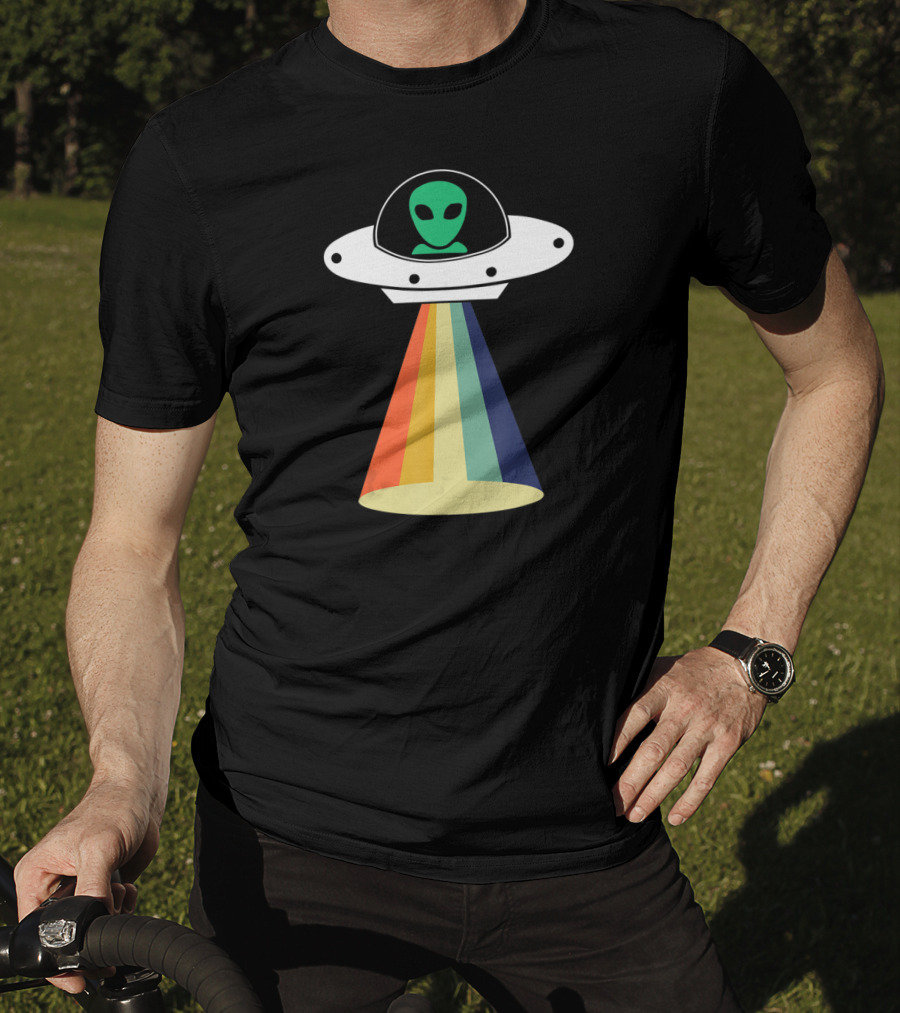 Rainbow Beam UFO Alien Christmas Outerspace Visitor T-Shirt