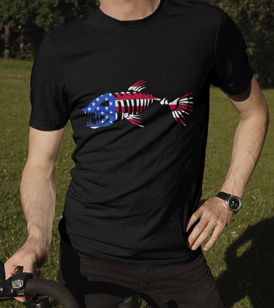 Patriotic Fish Skeleton With American Flag Colors T-Shirt