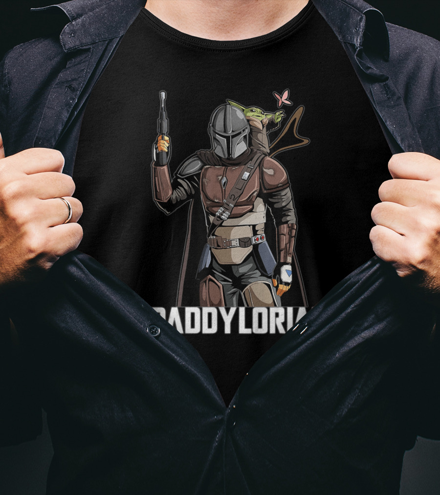 The Daddylorian Daddy Mandalorian Star Wars Parody With Baby Alien Companion T-Shirt