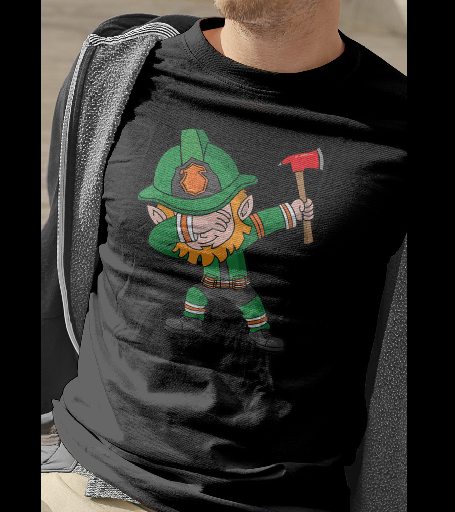 St Patricks Day Leprechaun Firefighter Dabbing With Axe T-Shirt