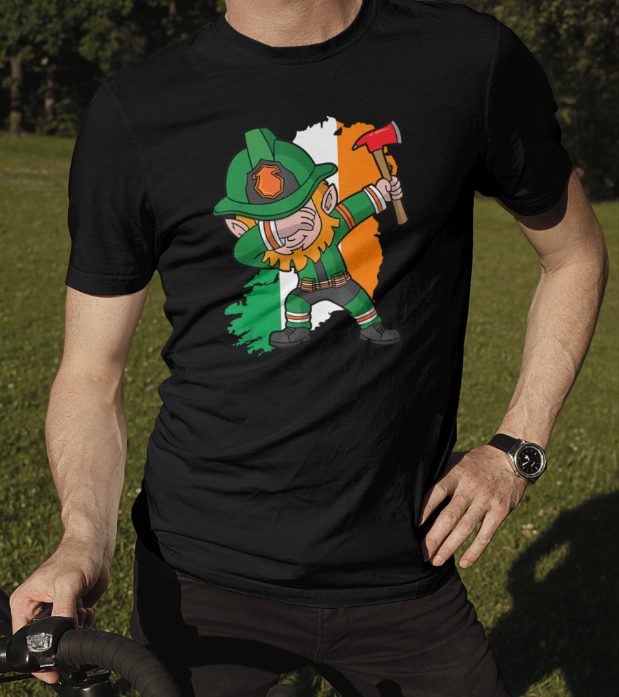 Leprechaun Dabbing Firefighter Irish Flag Background T-Shirt