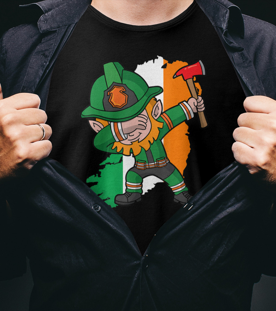 Leprechaun Dabbing Firefighter Irish Flag Background T-Shirt
