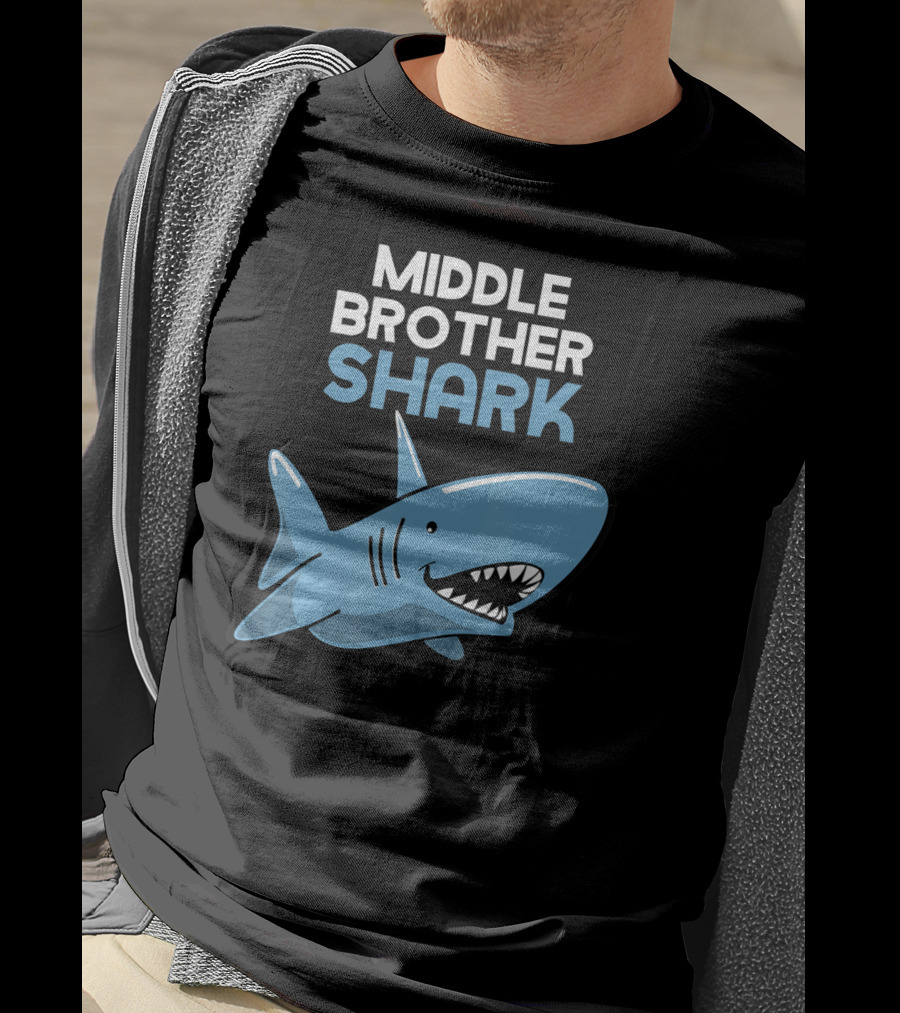 Middle Brother Shark Funny Family Cute Cartoon Shark T-Shirt