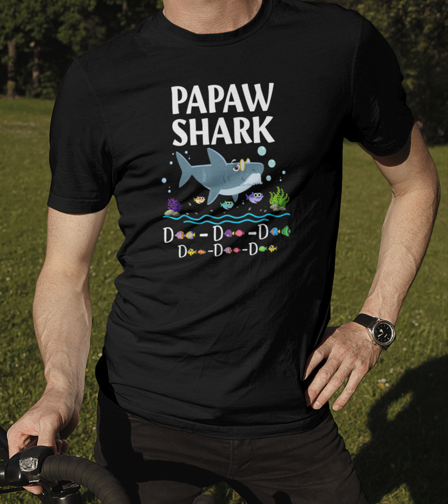 Papaw Shark D-D-D-D Daddy Grandpa Shark Family Fun T-Shirt