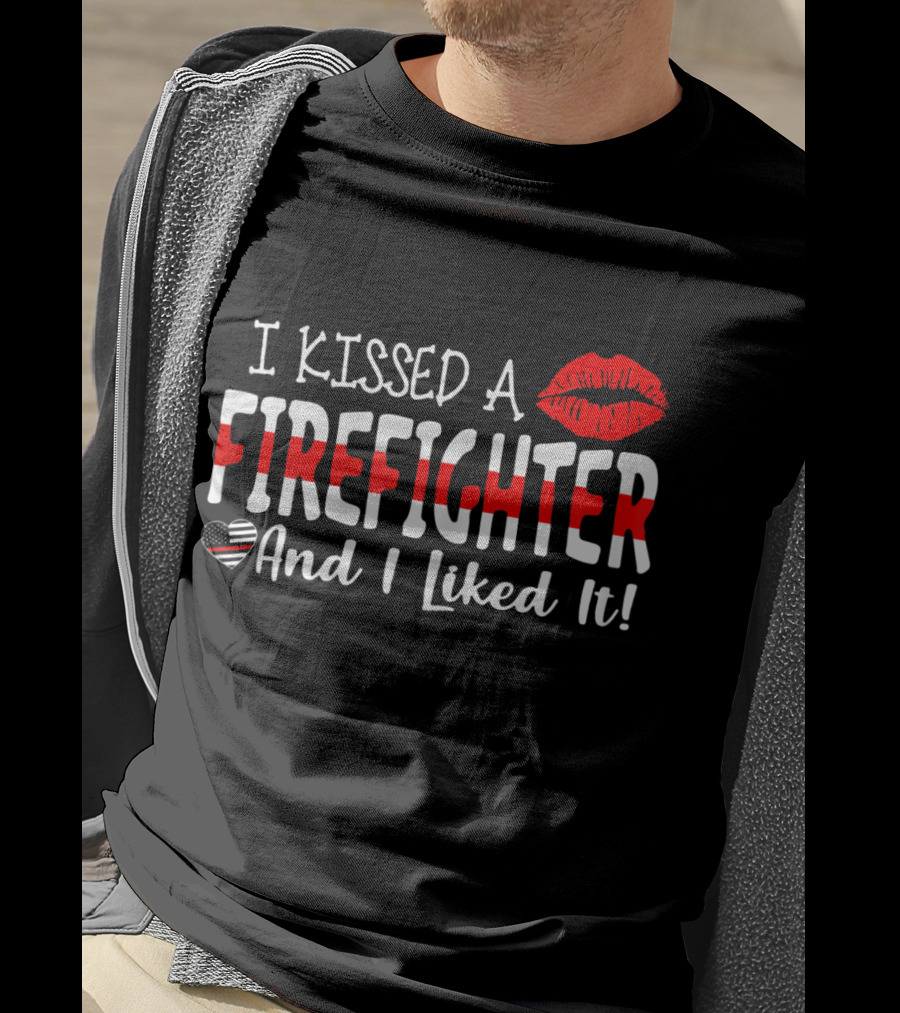 I Kissed A Firefighter And I Liked It Heart Lip Print T-Shirt