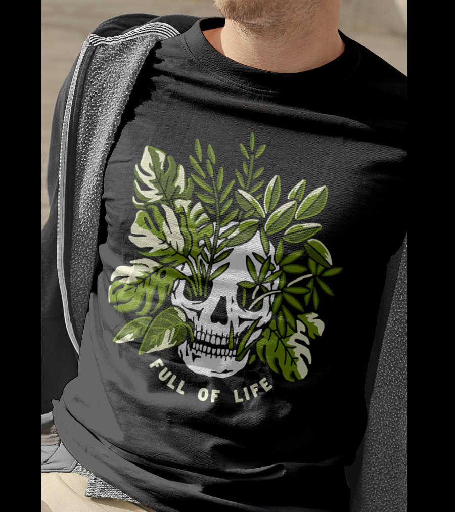 Full Of Life Skull Tree With Green Leaves Bushes T-Shirt