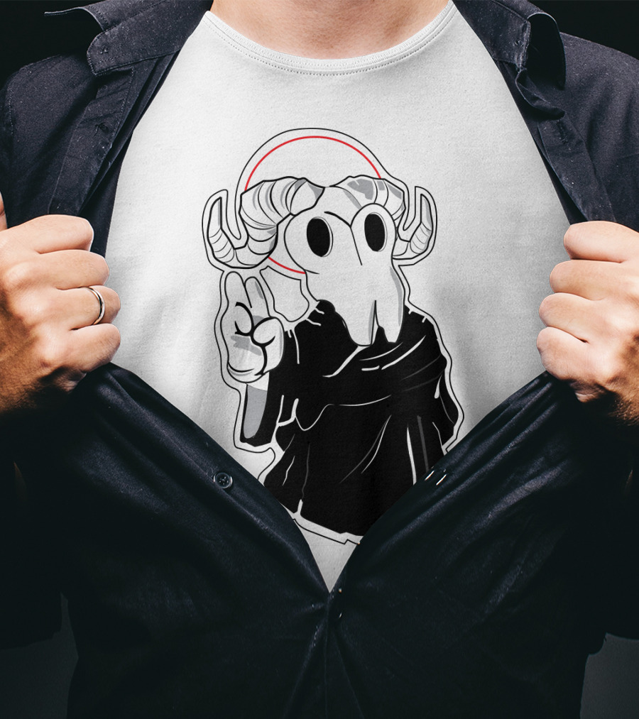 Kawaii Beezelbub Satan Evil Skull With Horns And Cloak T-Shirt