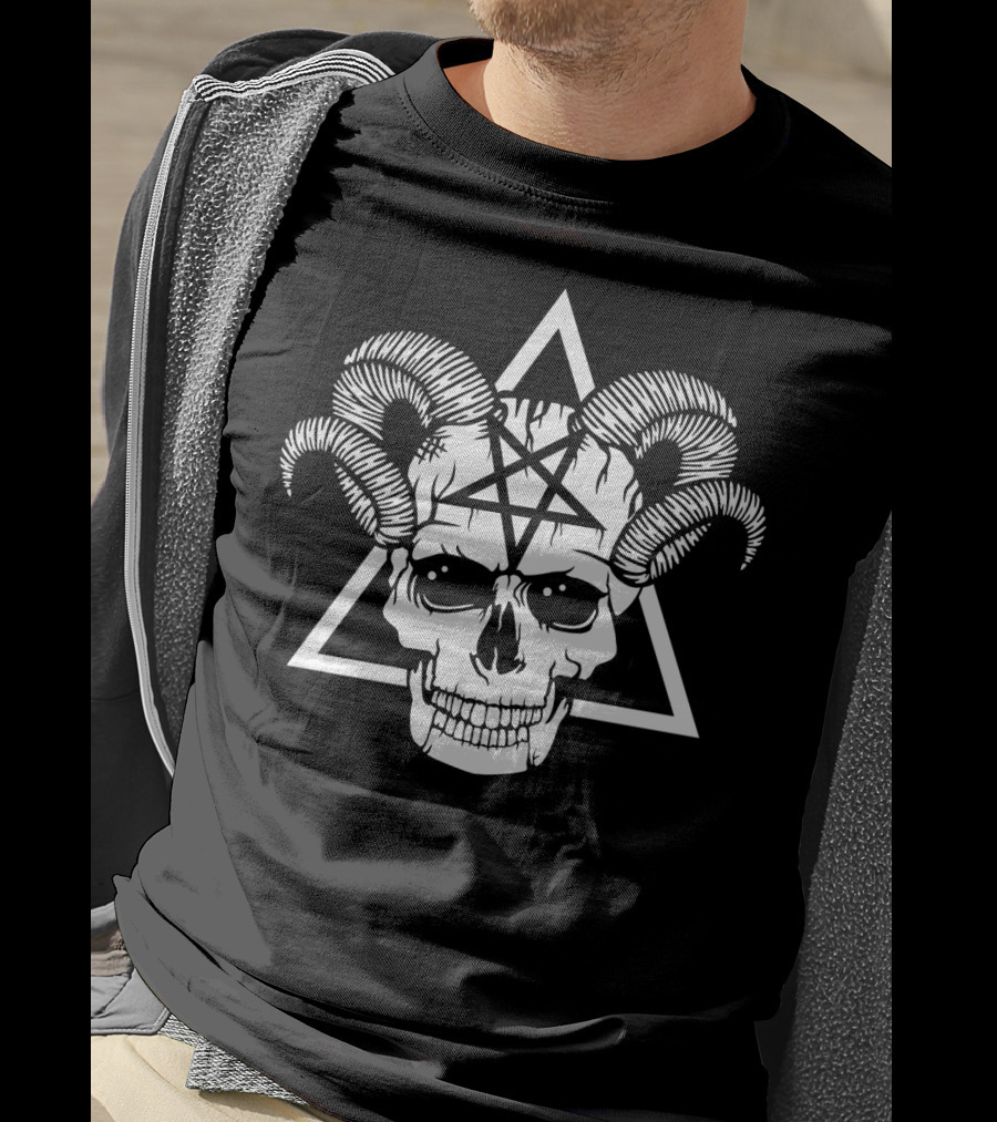 Gothic Skull Horns Baphomet Pentagram Demon T-Shirt
