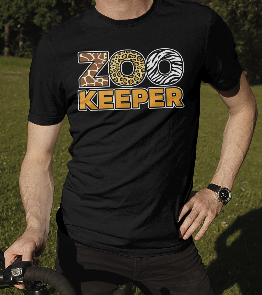 Zookeeper African Savanna Zoo Leopard Zebra Giraffe T-Shirt