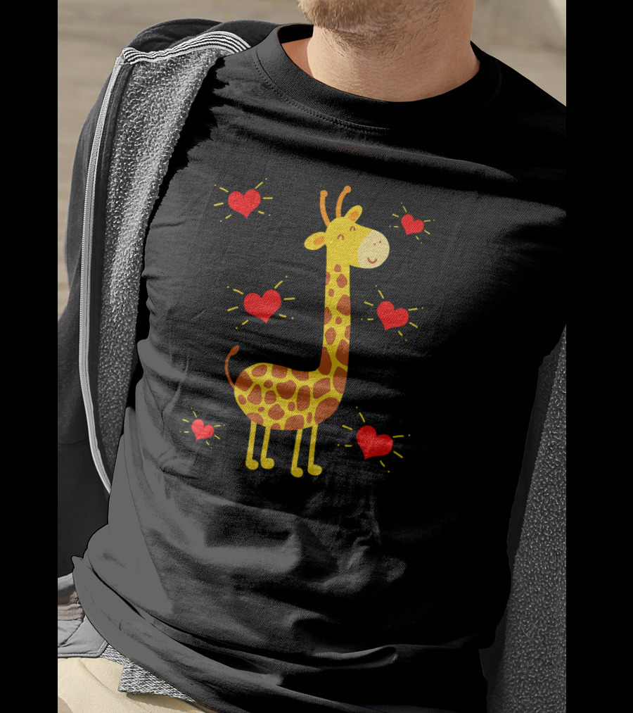Giraffe Lover Heart Zookeeper With Cute Giraffe Surrounded By Red Hearts T-Shirt