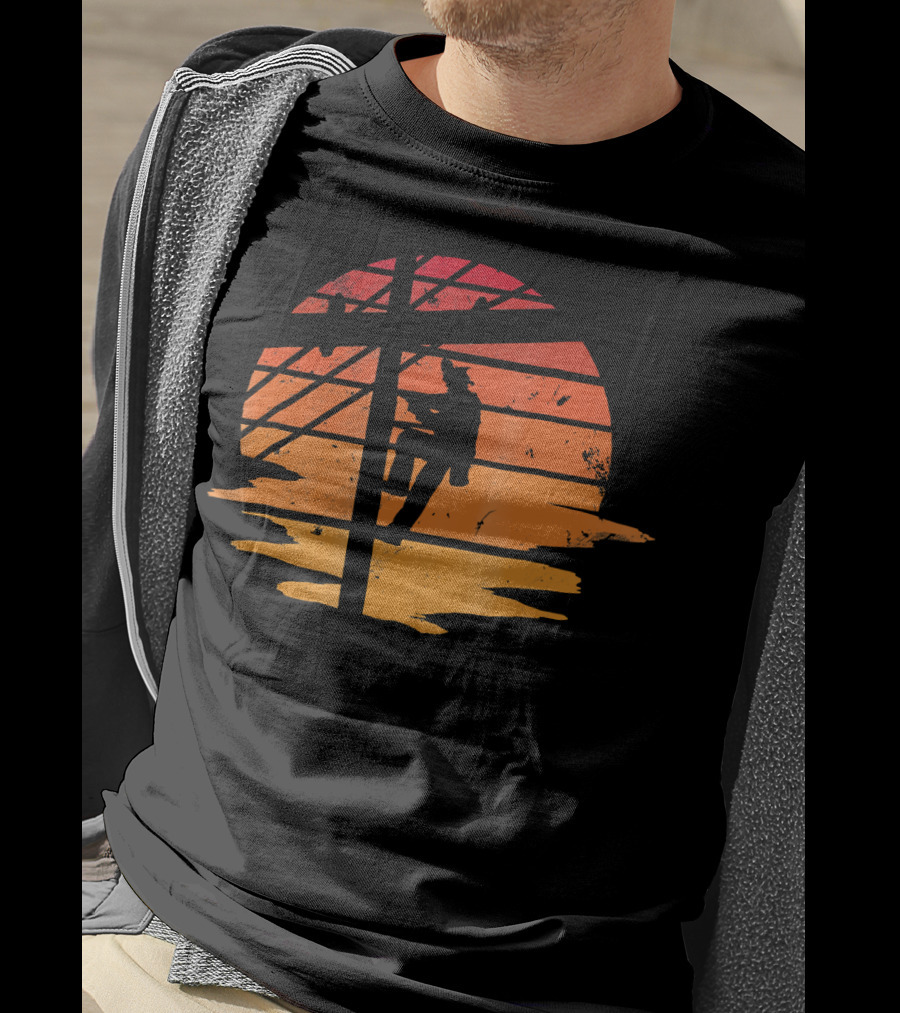 Vintage Distressed Sunset Lineman Electricians T-Shirt