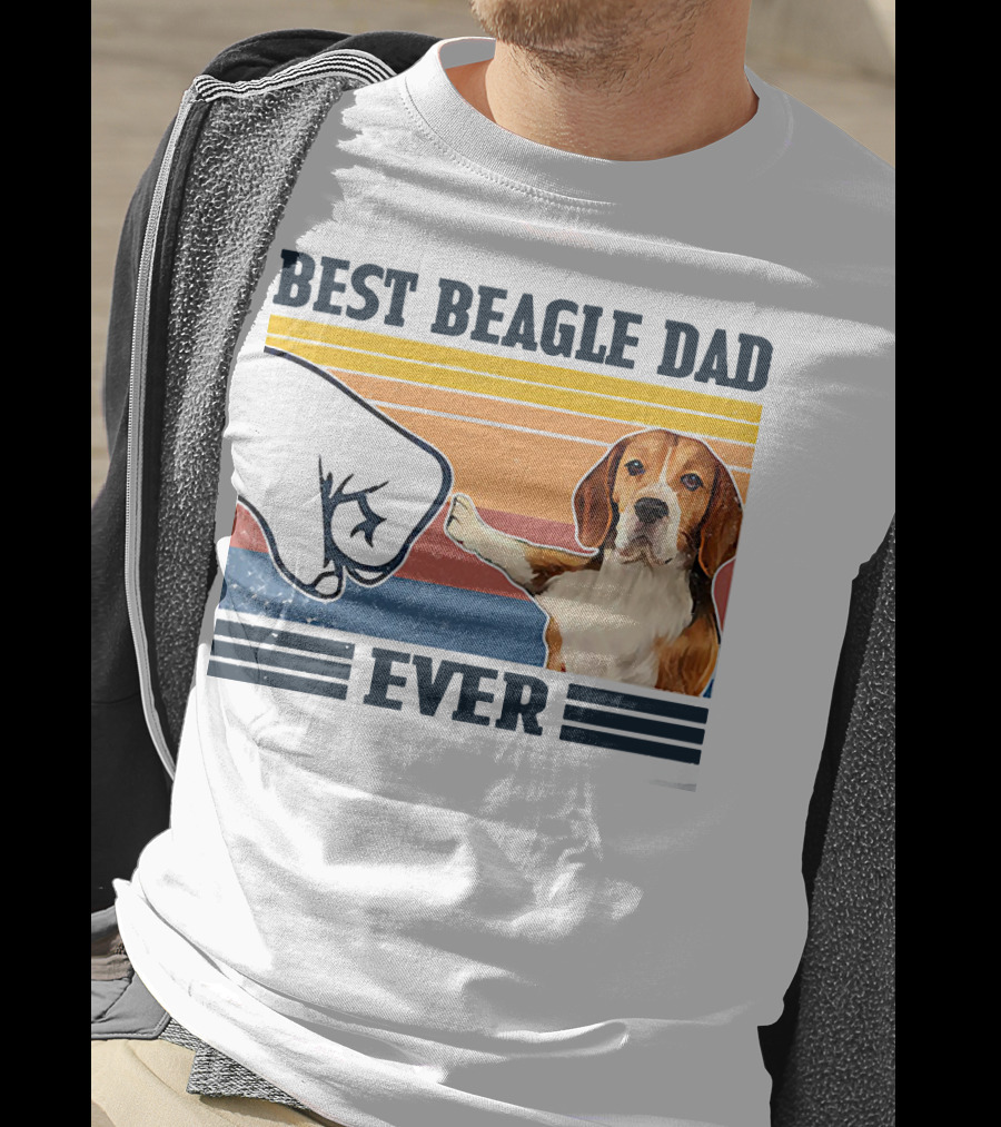 Best Beagle Dad Ever Vintage Fist Bump T-Shirt