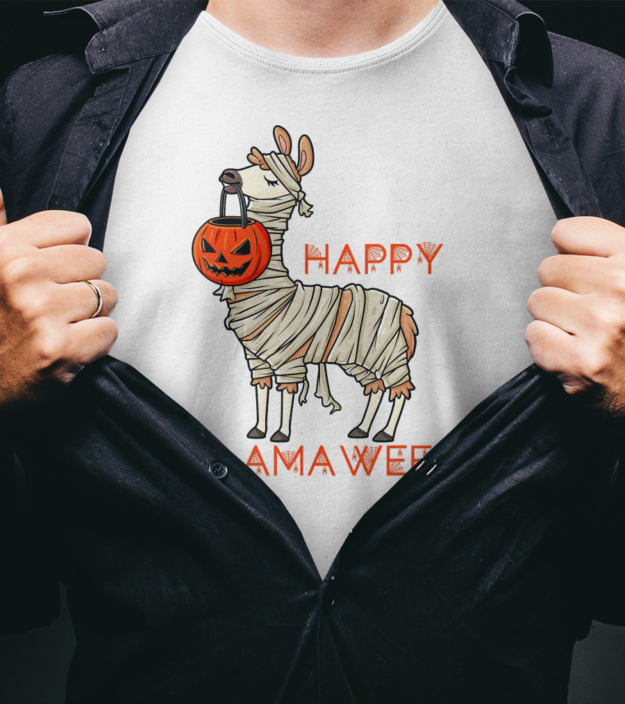 Happy Llamaween Halloween Llama Holding Pumpkin T-Shirt