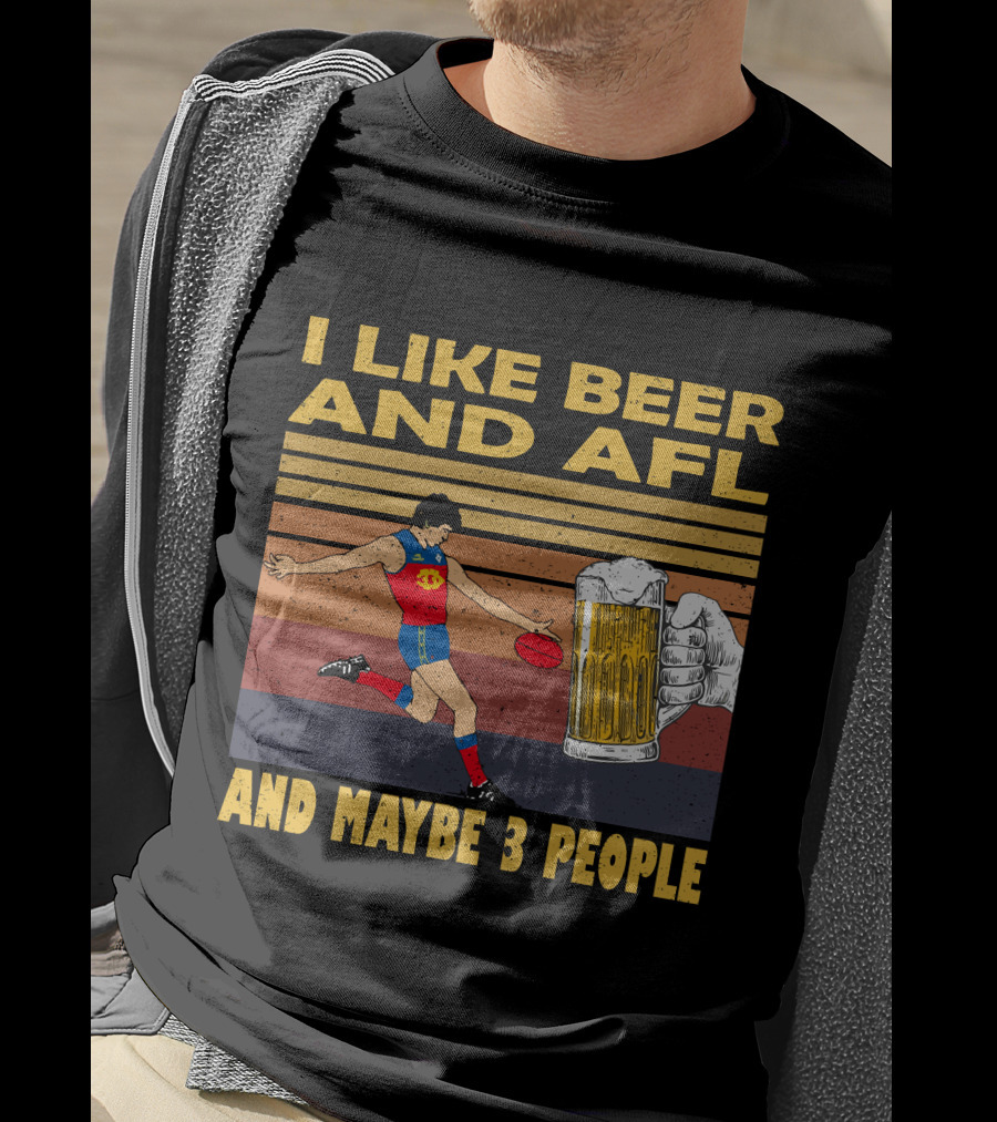 I Like Beer And AFL Maybe 3 People Retro Player And Beer Mug T-Shirt