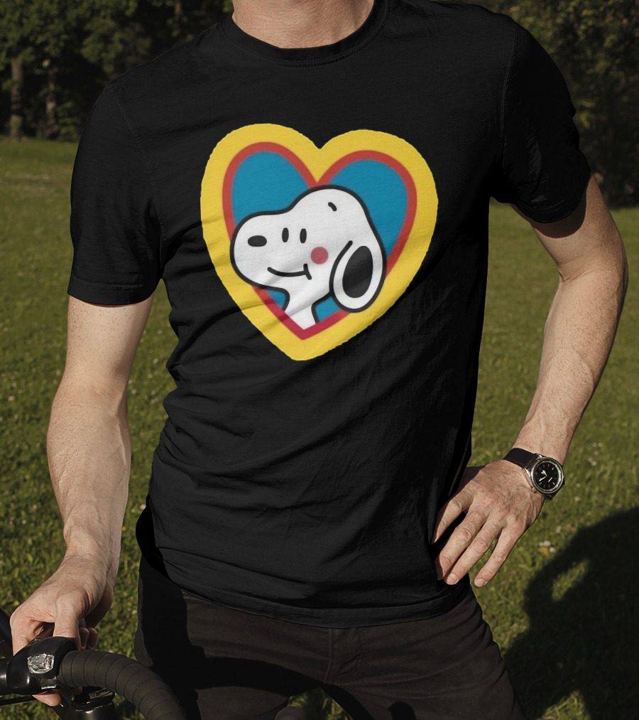 Snoopy Heart Love Peanuts Cartoon T-Shirt