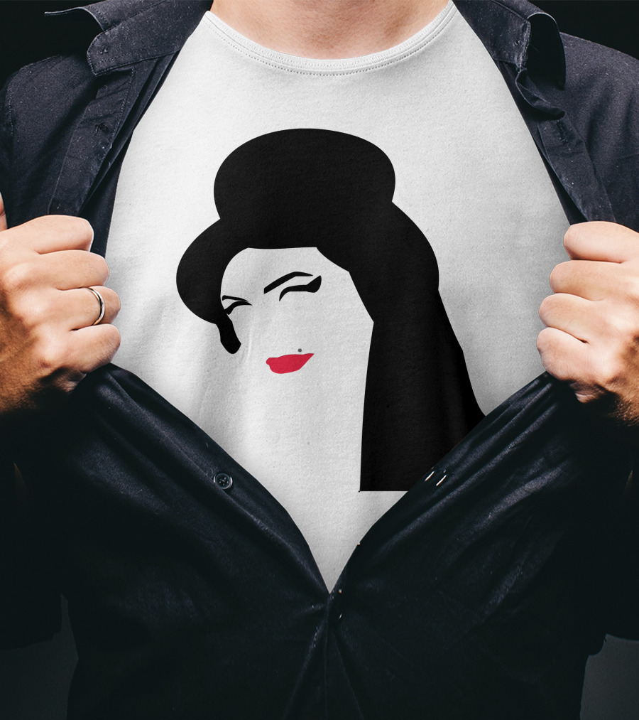Amy Winehouse Iconic T-Shirt