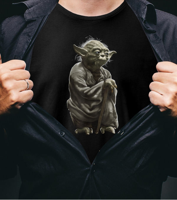 Star Wars Yoda Wise Jedi Master Crouching With Cane T-Shirt