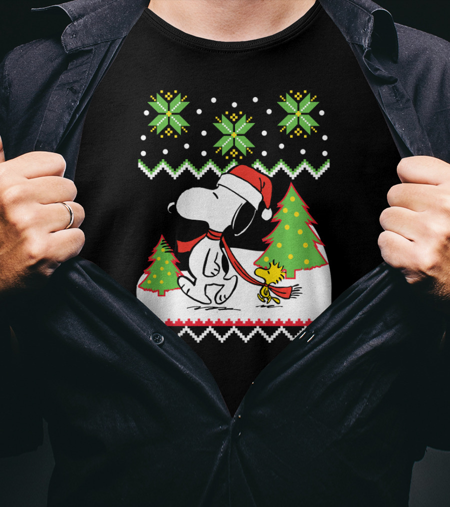 Peanuts Santa Snoopy Woodstock Snow Christmas Trees T-Shirt