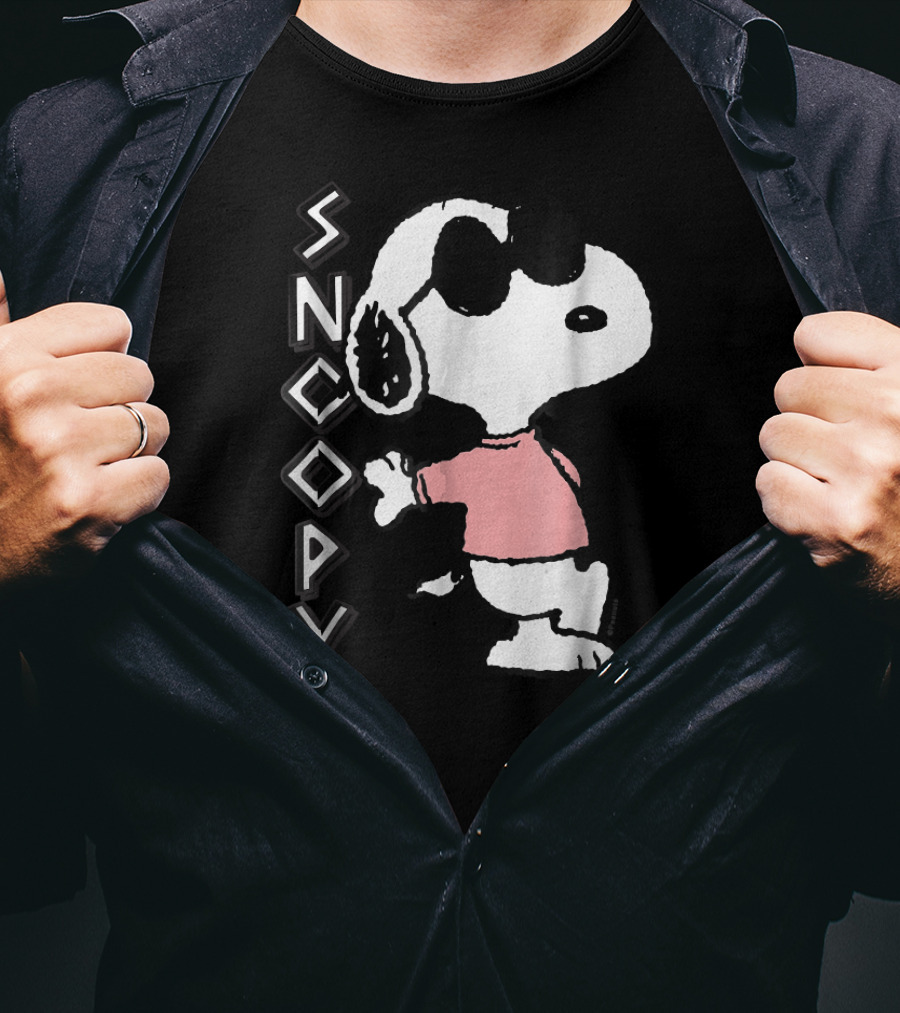 Snoopy In Pink Shirt Cool Peanuts Vibe T-Shirt