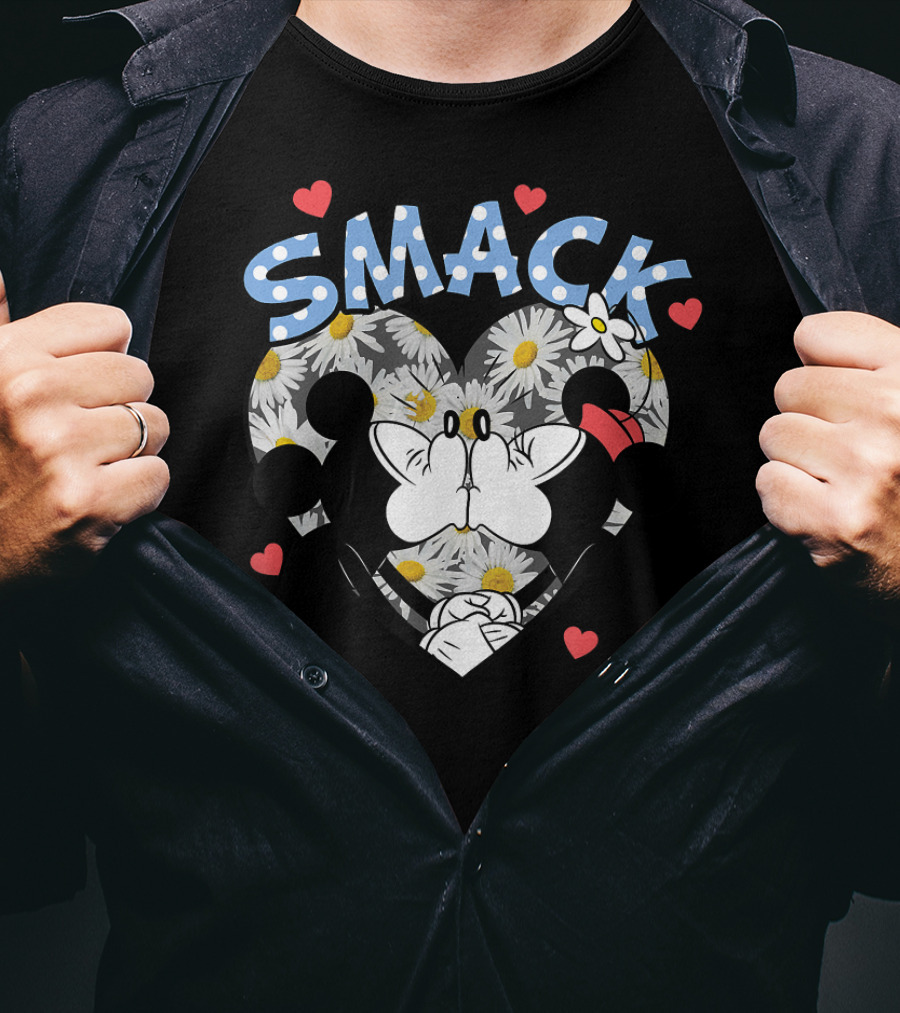 Disney Valentines Smack Kiss Heart Daisies Mickey And Minnie T-Shirt