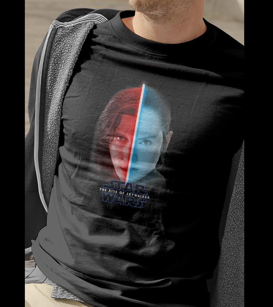Star Wars The Rise Of Skywalker Rey Kylo Ren Lightsaber Split T-Shirt