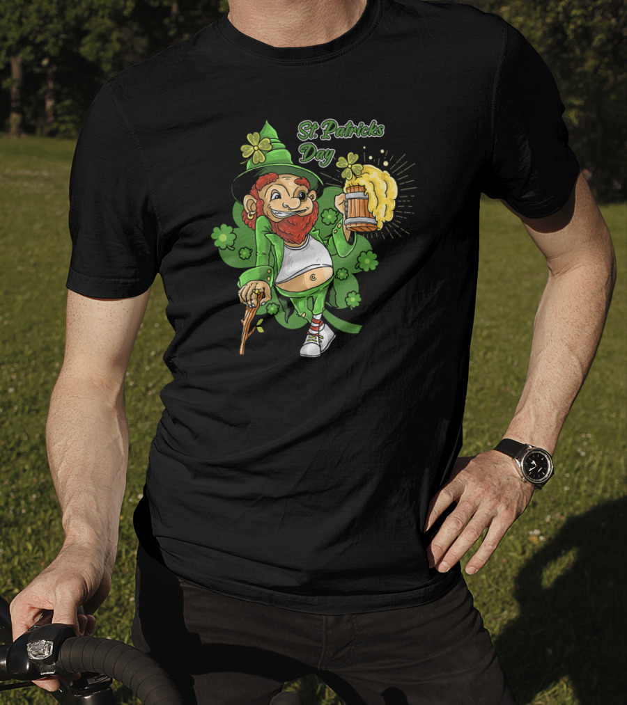 St Patricks Day Lucky Irish Leprechaun With Beer And Shamrocks T-Shirt