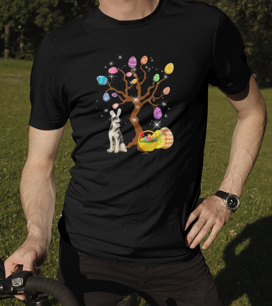 Siberian Husky Easter Egg Hunt With Basket And Tree Of Colorful Eggs T-Shirt