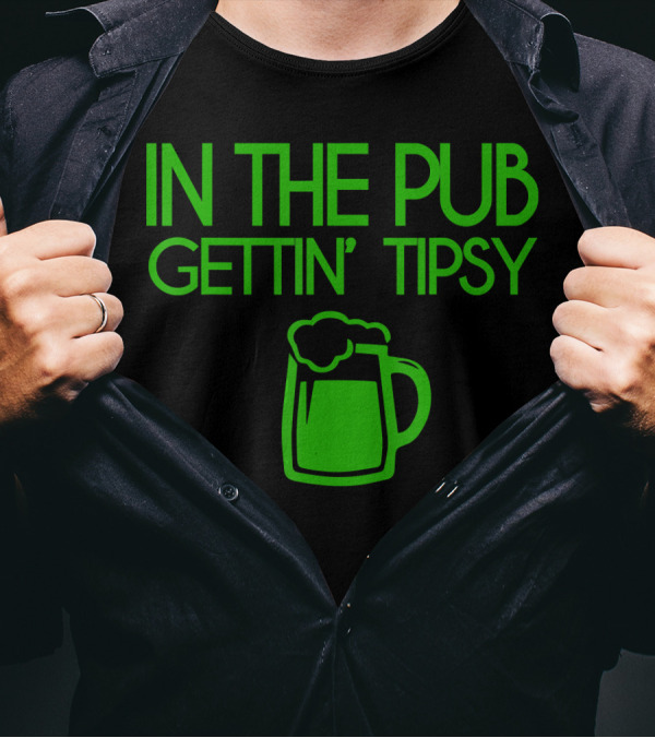 In The Pub Gettin' Tipsy Beer Mug Fun酒精 Hash雰囲気 T-Shirt