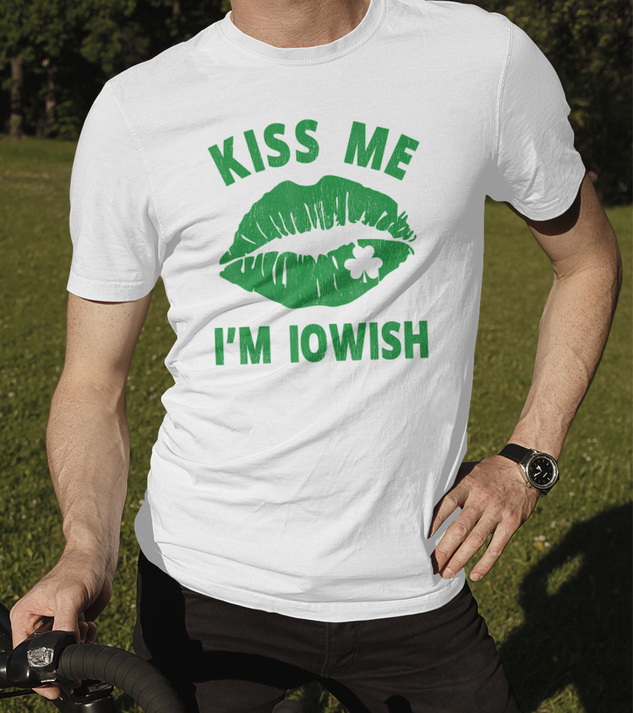 Kiss Me I'm Iowish St Patrick's Day Green Lips With Clover T-Shirt