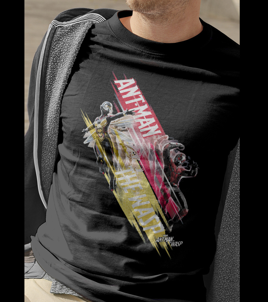 Ant-Man And The Wasp Marvel Official Artwork Dynamic Motion T-Shirt