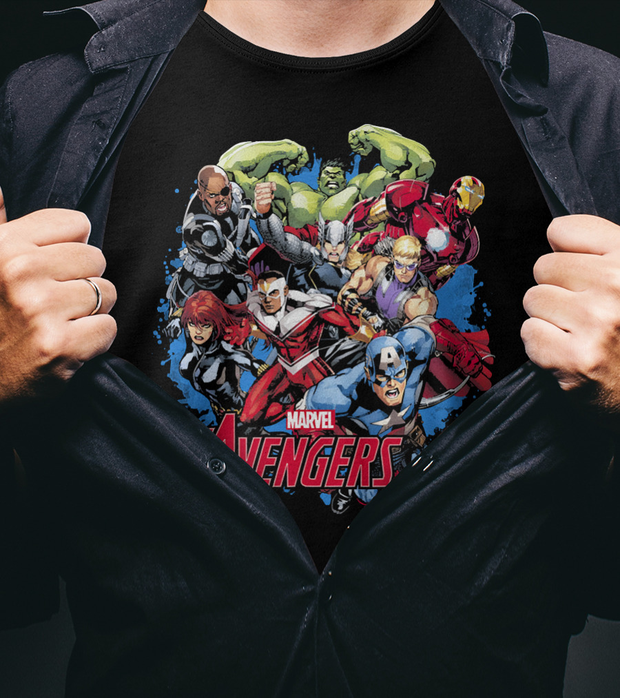 Marvel Avengers Captain Thor Hulk Iron Man Black Widow Comic Assemblage T-Shirt
