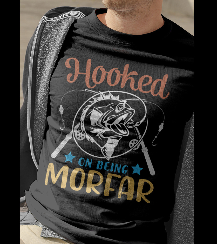 Hooked On Being Morfar Happy Fisher Grandpa 186 Fishing Rods And Stars T-Shirt