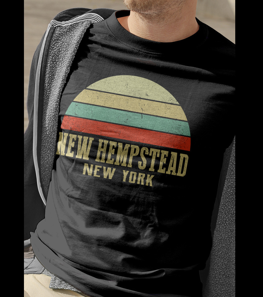 NEW HEMPSTEAD NEW YORK Vintage Retro Sunset Stripes T-Shirt