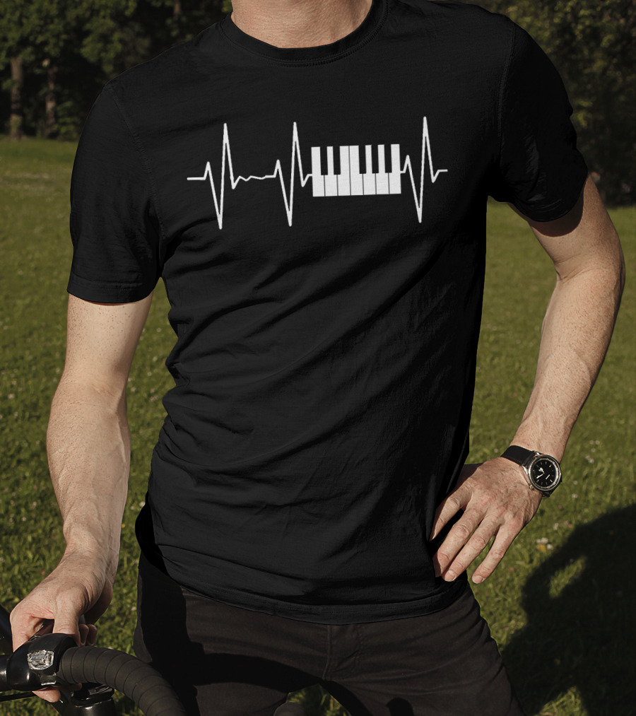 Piano Keyboard Heartbeat Vintage Music T-Shirt