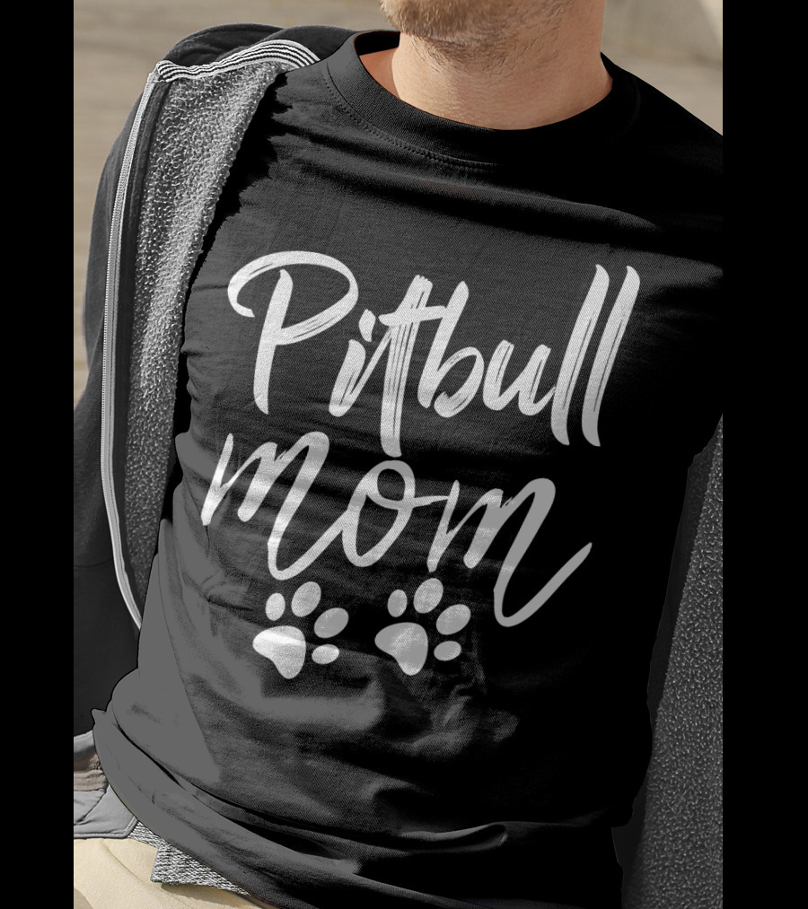 Pitbull Mom With Paw Prints 121 T-Shirt
