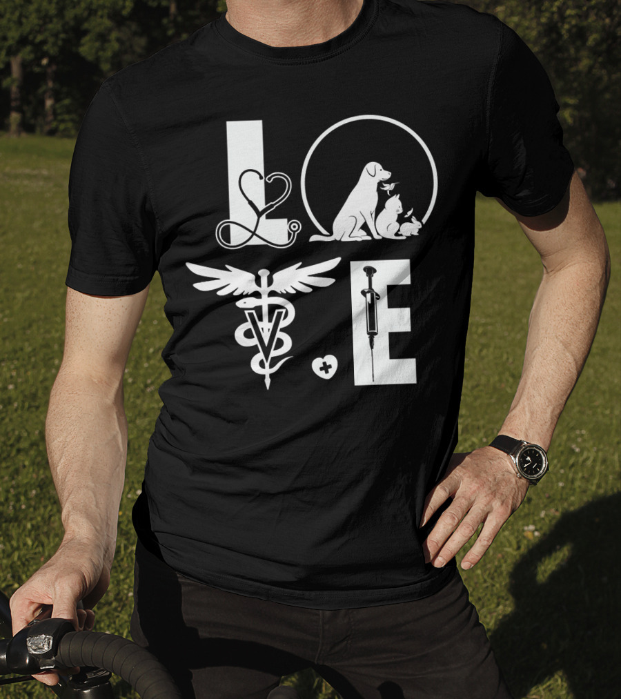 Vet Tech Love 195 Stethoscope Animals Caduceus Syringe T-Shirt