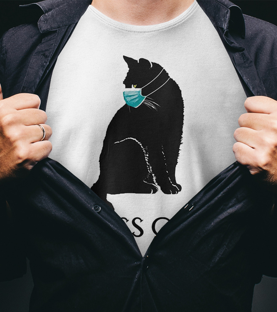 Black Cat Wearing Face Mask Hiss Off T-Shirt