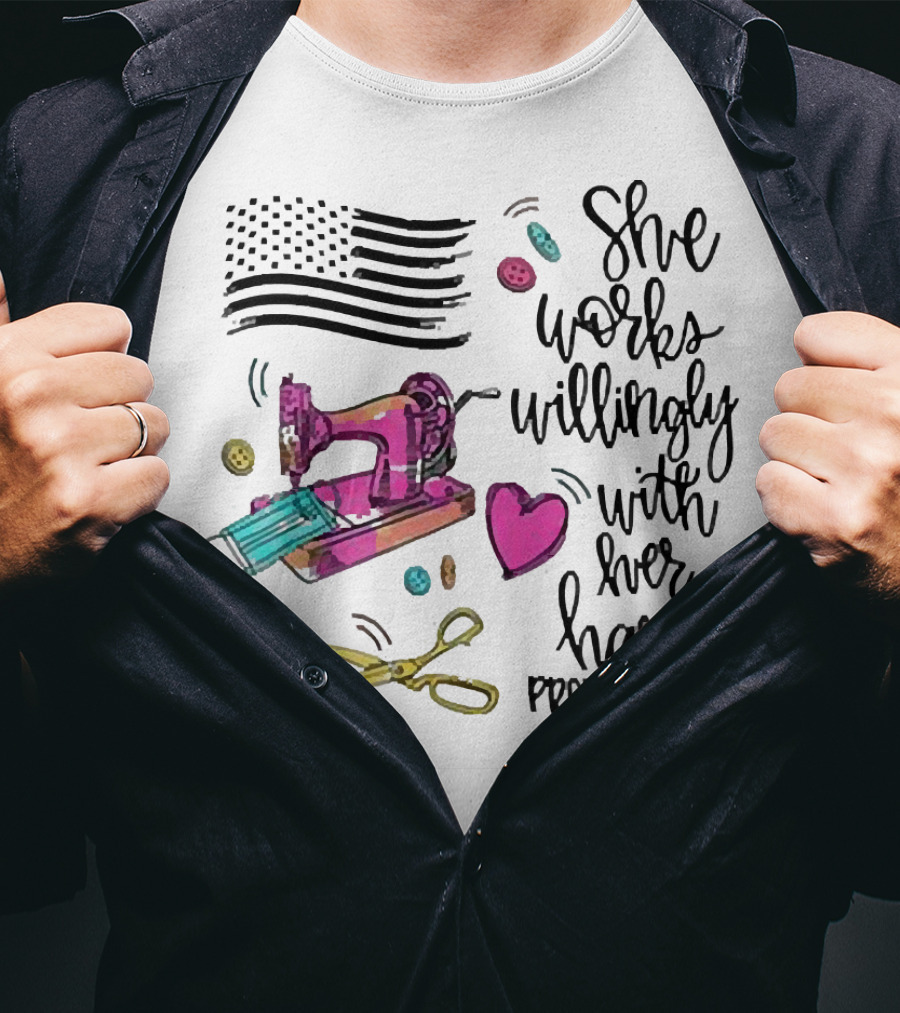 America Flag Sewing Machine Proverbs 31:13 She Works Willingly With Her Hands T-Shirt
